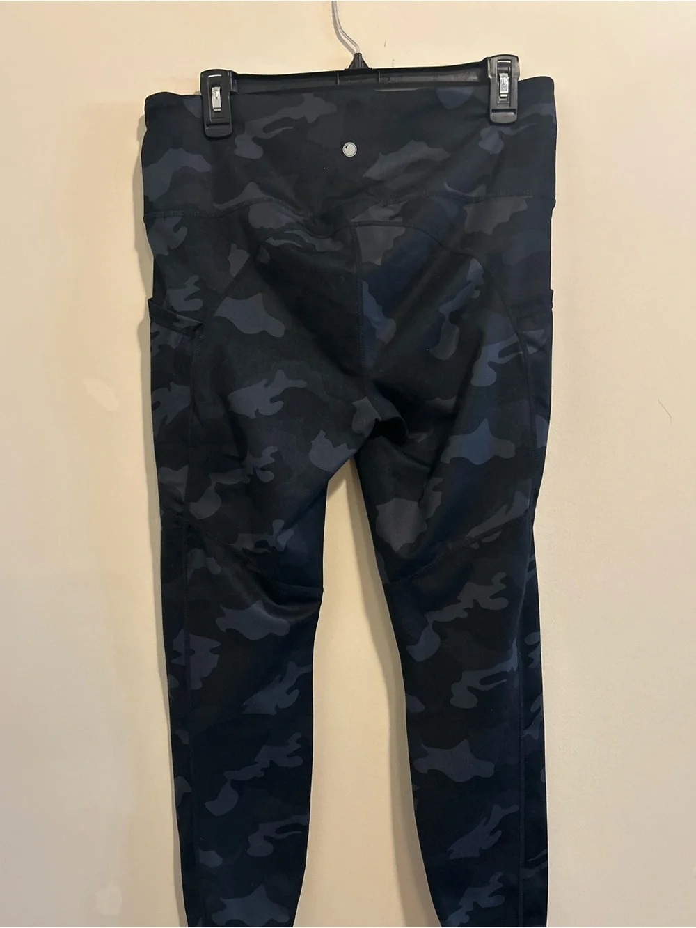 Yogalicious Black & Navy‎ Camo Leggings